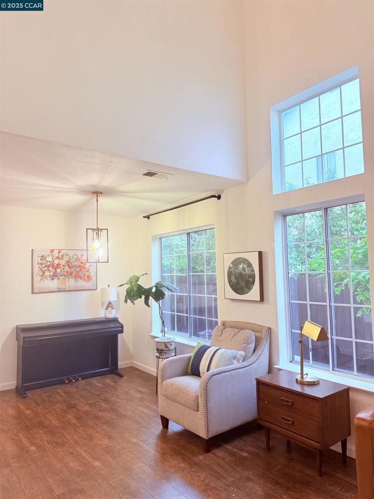 OLD PITTSBURG - Residential