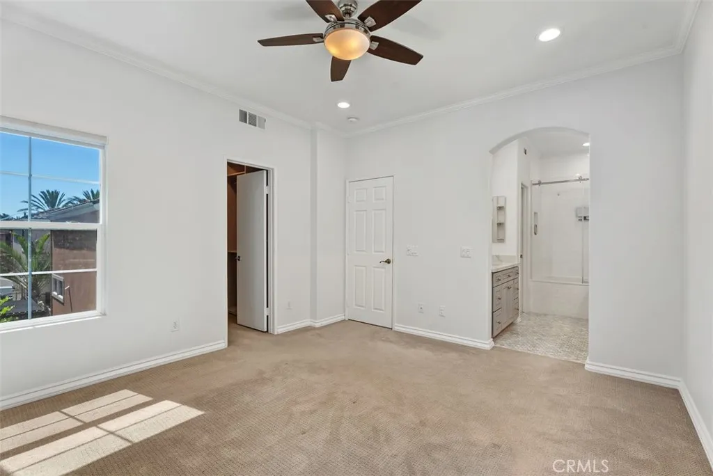 Rancho Santa Margarita, California 92688, United States, 3 Bedrooms Bedrooms, ,3 BathroomsBathrooms,Residential,Active,206407