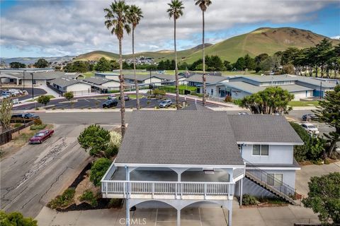 Tiny photo for 2990 Fir Ave, Morro Bay, CA 93442 (MLS # IG26070547)