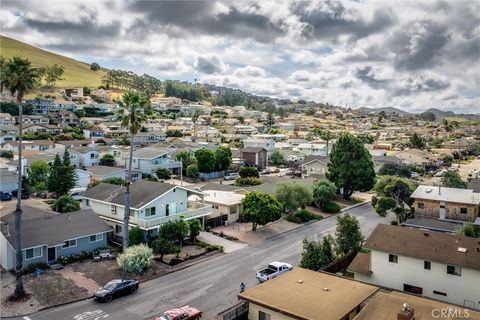 Tiny photo for 2990 Fir Ave, Morro Bay, CA 93442 (MLS # IG26070547)