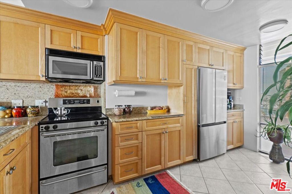 4265 Marina City Drive 1005
