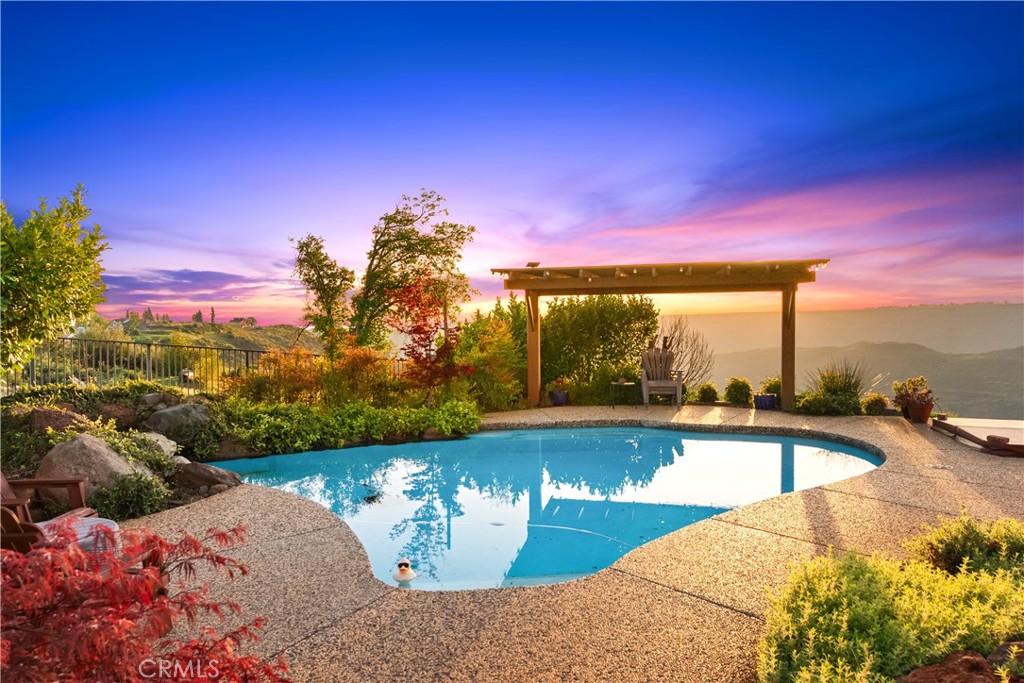 6037 Shadow Mountain Lane
