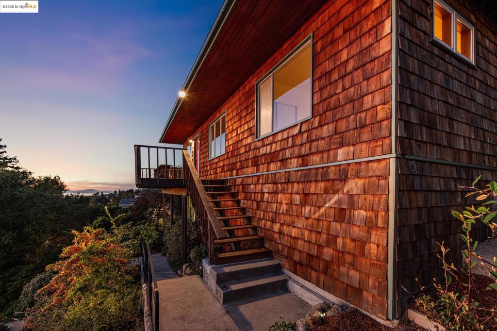 1321 Grizzly Peak Blvd