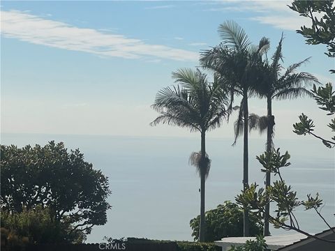 Photo of 318 Bellino Drive, Pacific Palisades, CA 90272 (MLS # AR25272882)