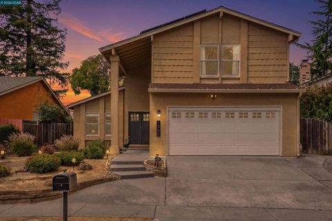 Photo of 1965 Spring Lake Dr, Martinez, CA 94553 (MLS # 41136414)