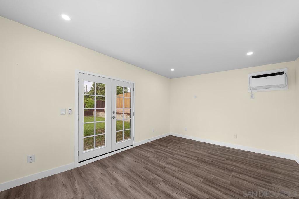 Clairemont - Residential