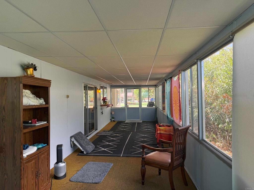 1010 Palm Canyon Drive 10