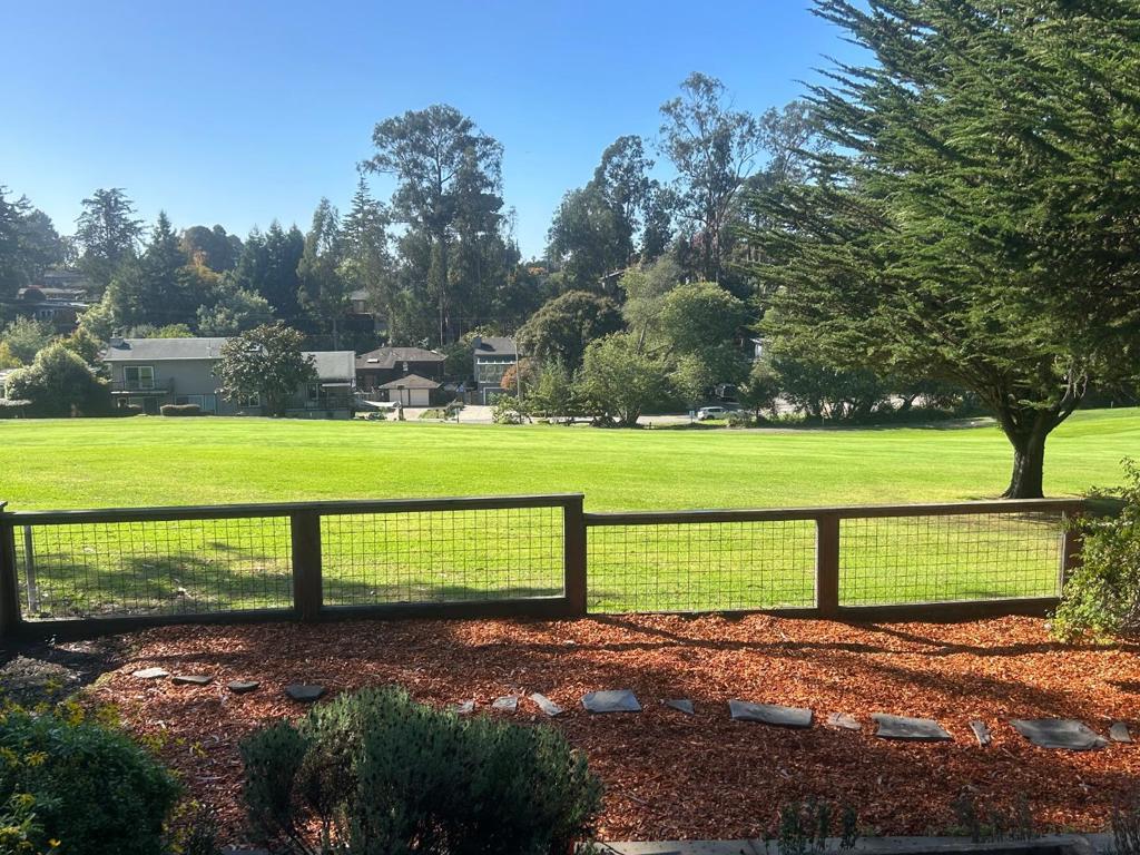 404 Belle Monti Court