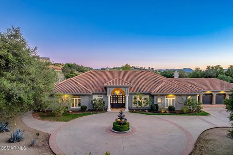 Photo of 4387 Rayburn Street, Westlake Village, CA 91362 (MLS # 226001231)
