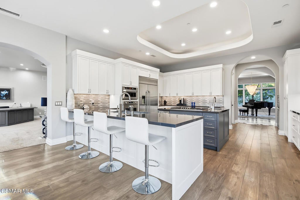 Westlake Village, California, 91362, United States, 5 Bedrooms Bedrooms, ,5 BathroomsBathrooms,Residential,Active,2027051