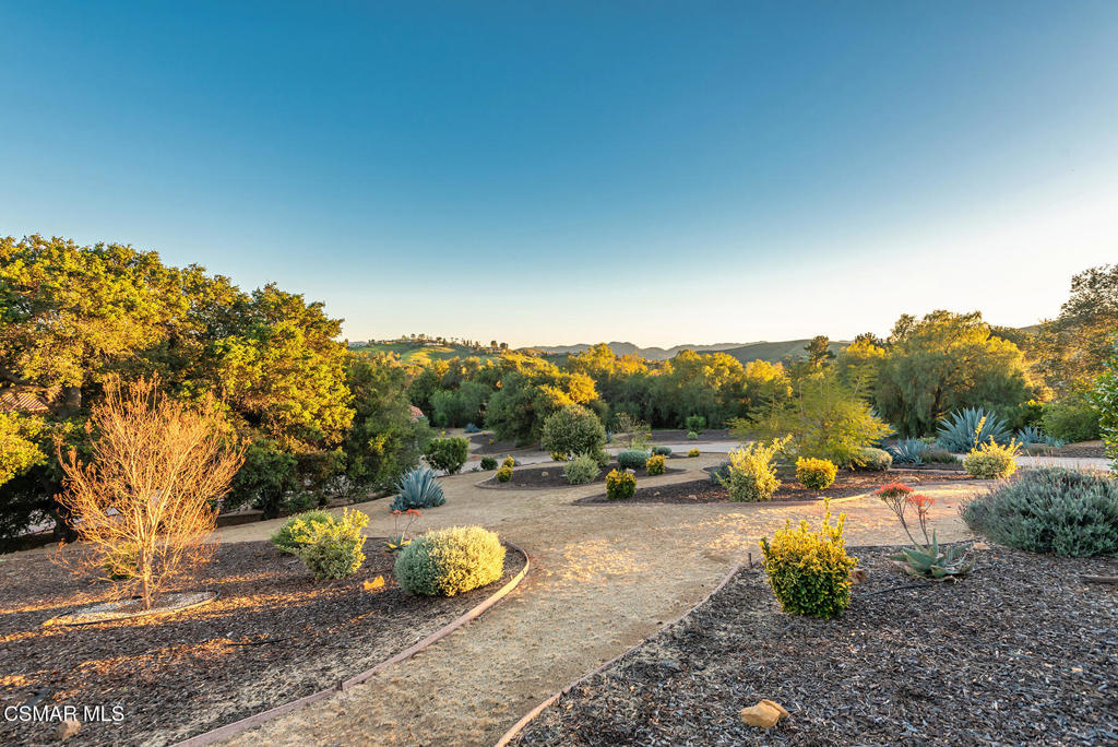 Westlake Village, California, 91362, United States, 5 Bedrooms Bedrooms, ,5 BathroomsBathrooms,Residential,Active,2027051