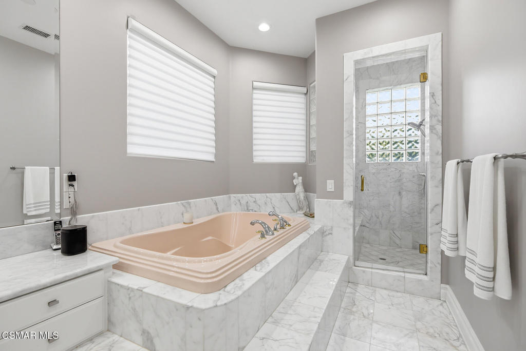 Westlake Village, California, 91362, United States, 5 Bedrooms Bedrooms, ,5 BathroomsBathrooms,Residential,Active,2027051