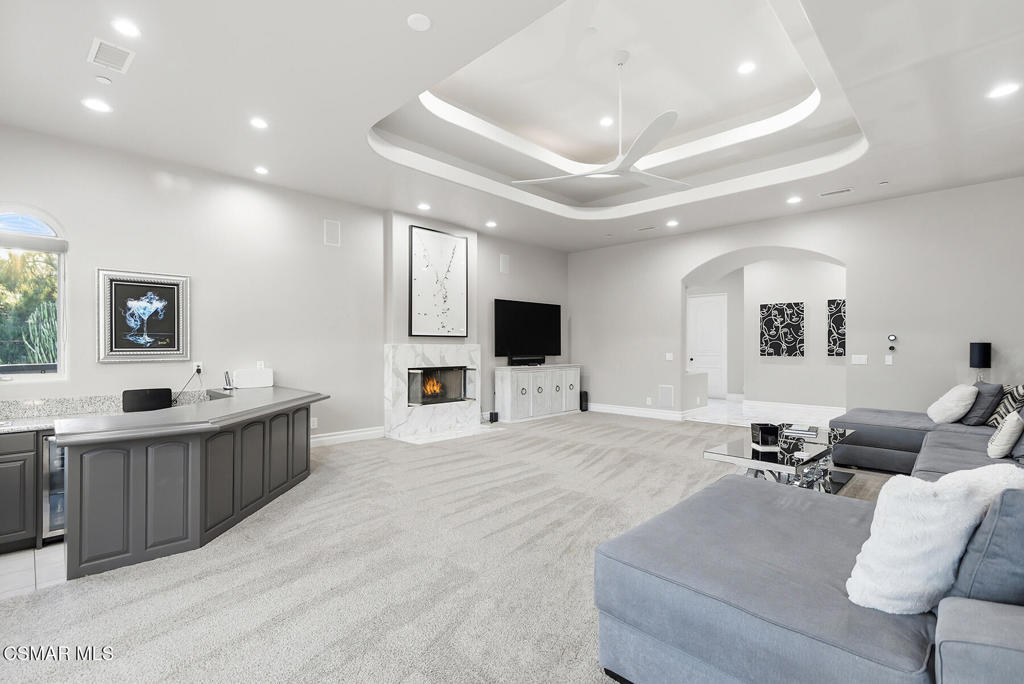 Westlake Village, California, 91362, United States, 5 Bedrooms Bedrooms, ,5 BathroomsBathrooms,Residential,Active,2027051