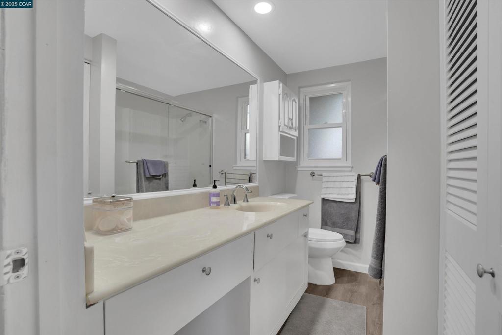 SHERMAN ACRE - Residential