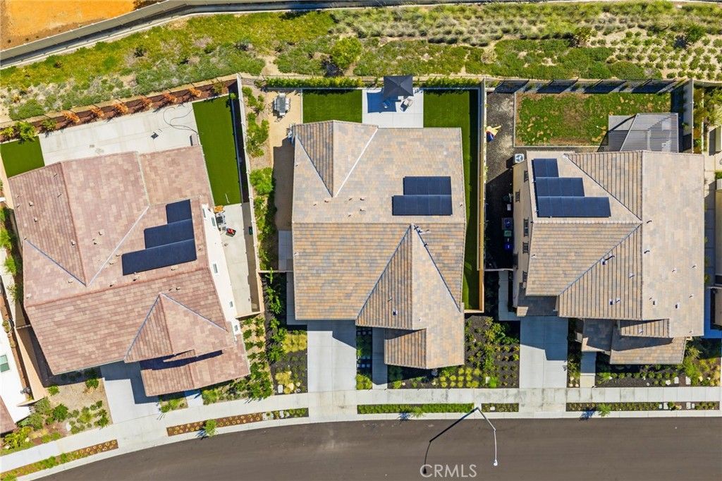 Photo of 39505 Sagewood Ridge Rdg, Temecula, CA 92591 (MLS # OC25233317)