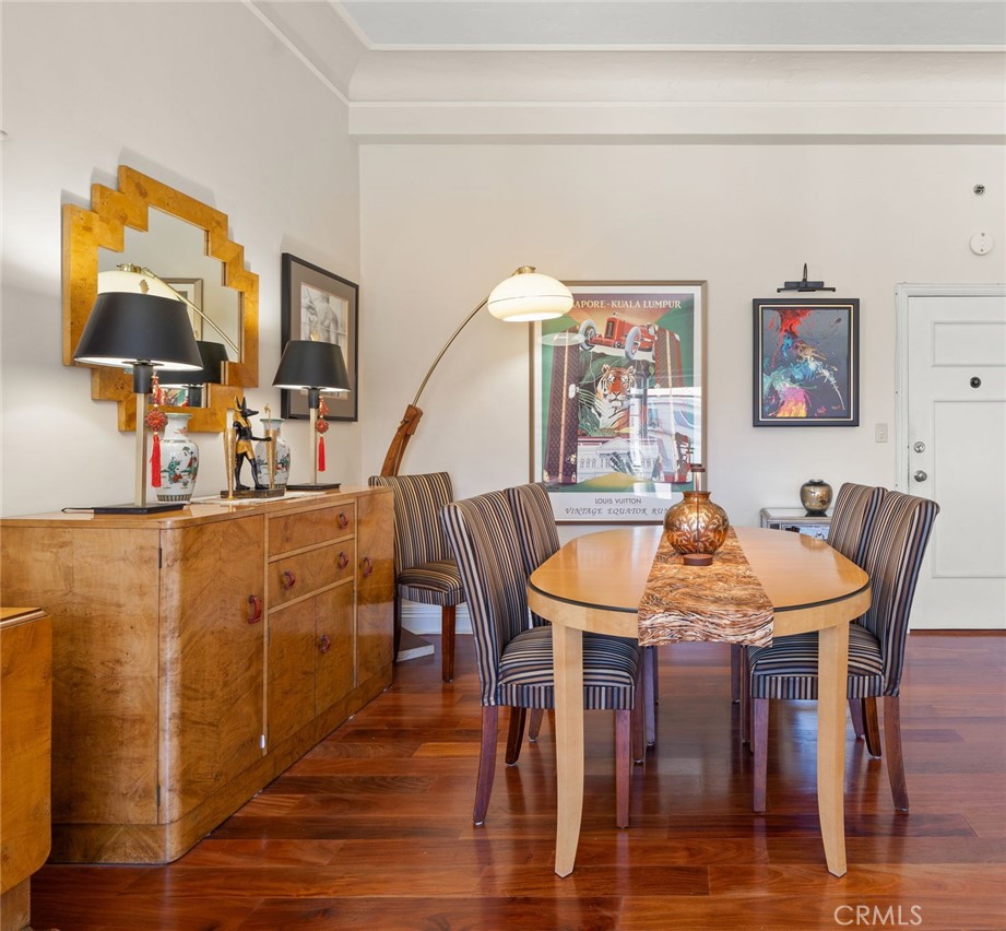 Villa Riviera (VLR) - Residential