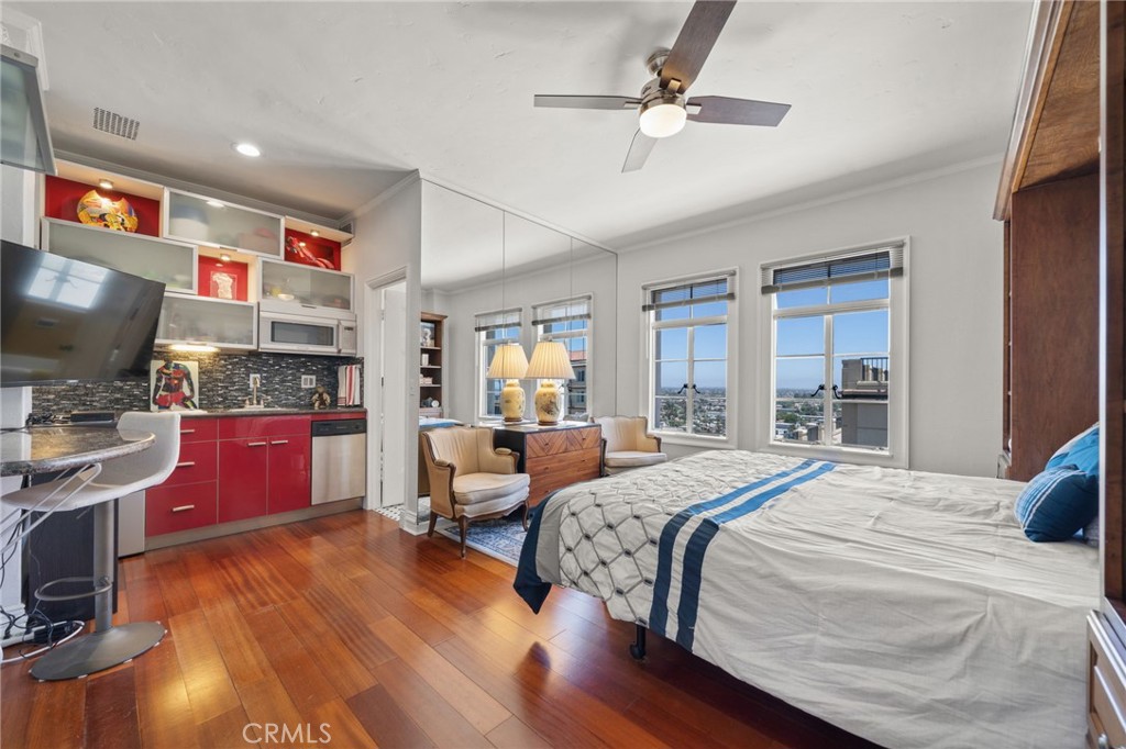 Villa Riviera (VLR) - Residential