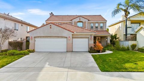 Photo of 33360 Barrington Dr, Temecula, CA 92592 (MLS # PTP2601757)