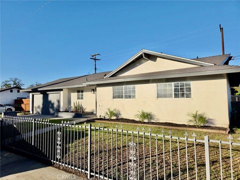 862 N Lassen San Bernardino CA 92410