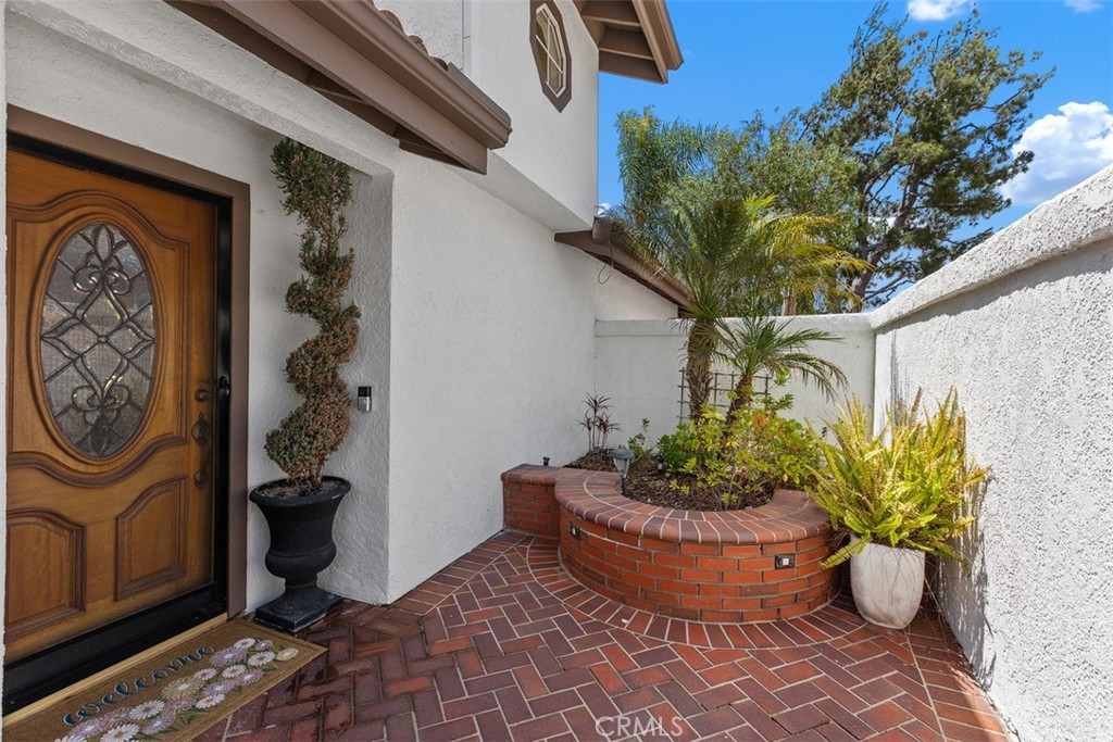 27557 Paseo Talavera