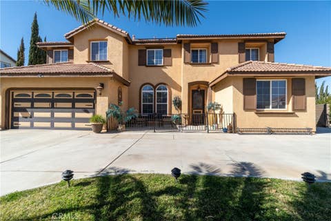 Photo of 40947 Ridgegate Lane, Palmdale, CA 93551 (MLS # IN26160192)