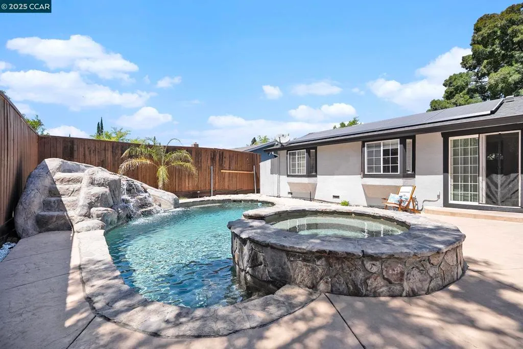 Concord, California 94519, United States, 3 Bedrooms Bedrooms, ,2 BathroomsBathrooms,Residential,Active,184456