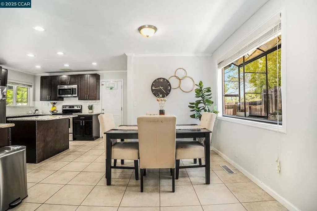 Concord, California 94519, United States, 3 Bedrooms Bedrooms, ,2 BathroomsBathrooms,Residential,Active,184456