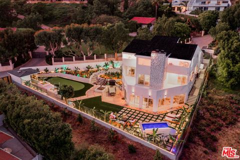 Photo of 31271 Bailard Road, Malibu, CA 90265 (MLS # 26640747)