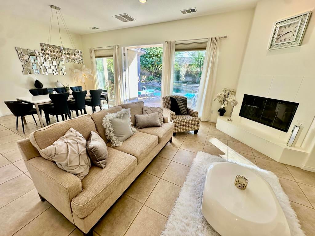 49 Provence Way