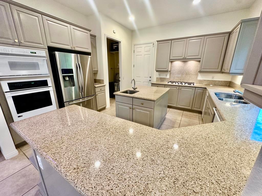 49 Provence Way