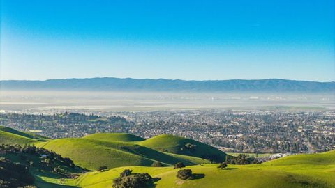 Photo of 2395 Tecado Ter Ter, Fremont, CA 94539 (MLS # 41122046)