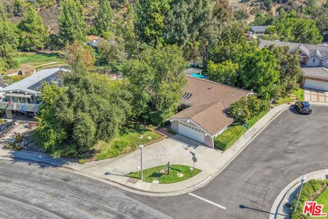 4126 Ellenita Avenue Tarzana CA 91356