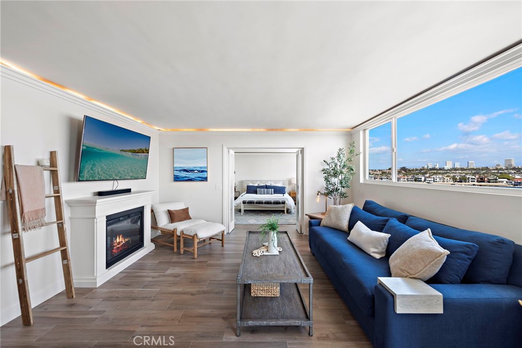 Newport Bay Towers (NBYT) - Residential