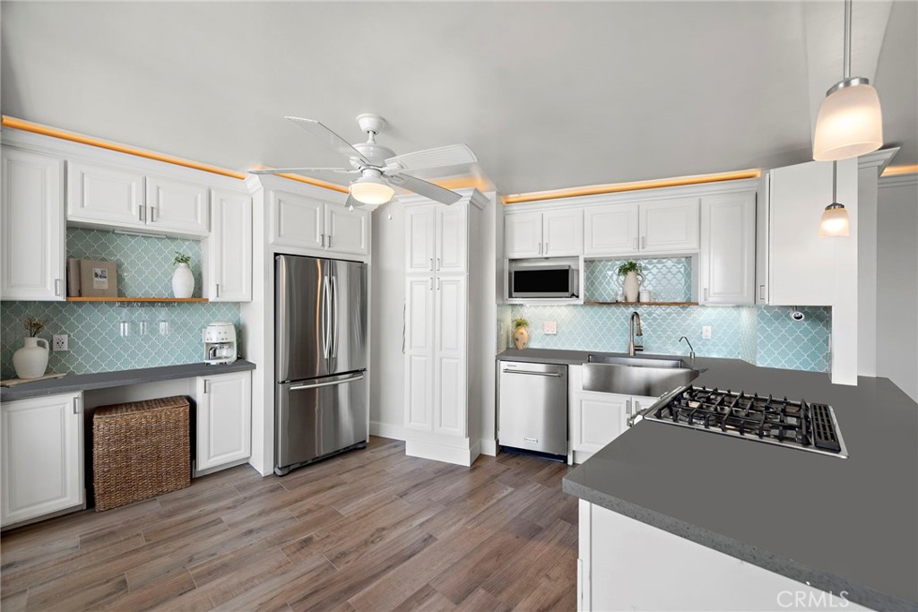 310 Fernando Street 303