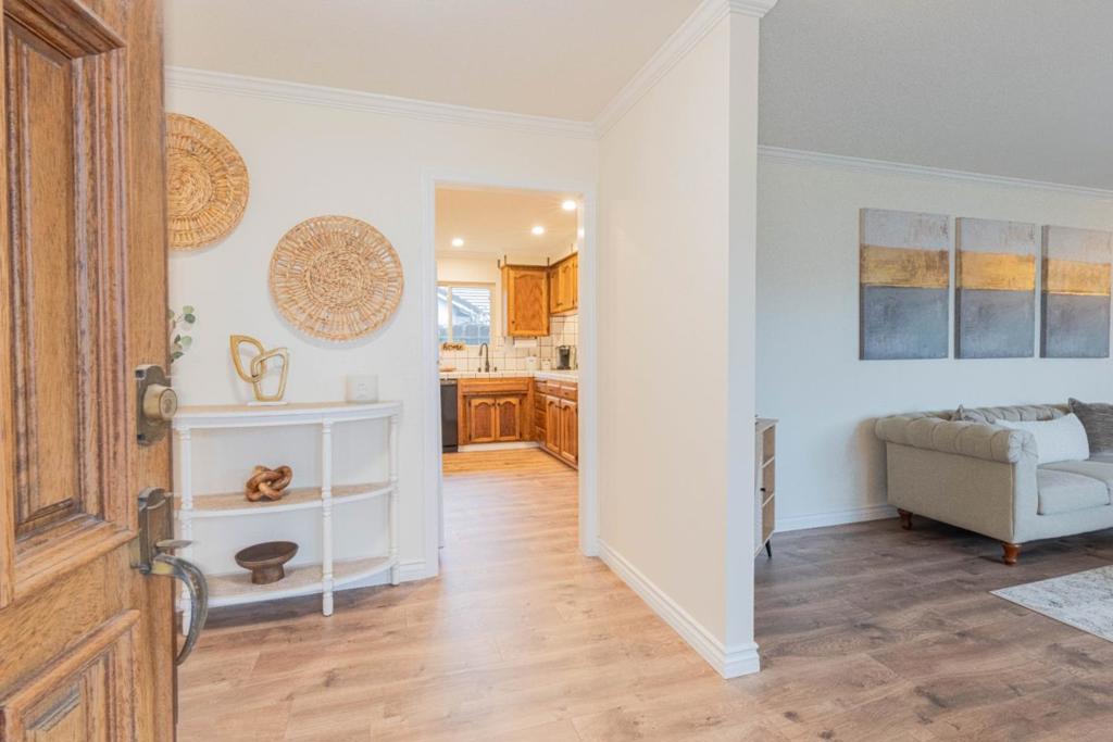 1130 Montecito Circle