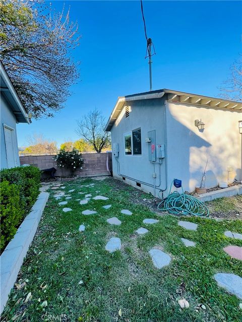 Tiny photo for 7957 Sausalito Avenue, West Hills, CA 91304 (MLS # SR25155836)