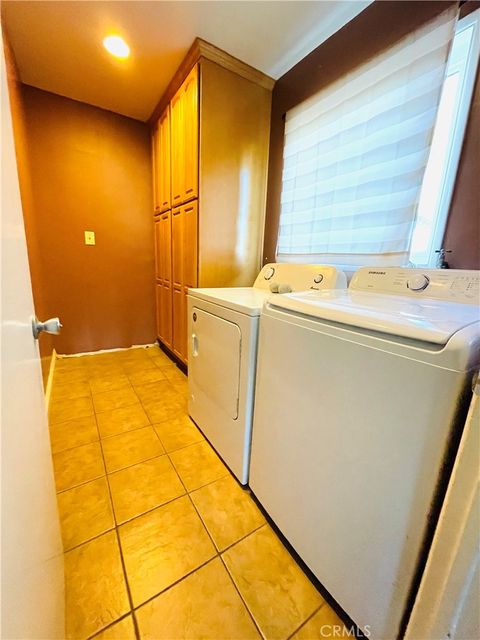 Tiny photo for 7957 Sausalito Avenue, West Hills, CA 91304 (MLS # SR25155836)