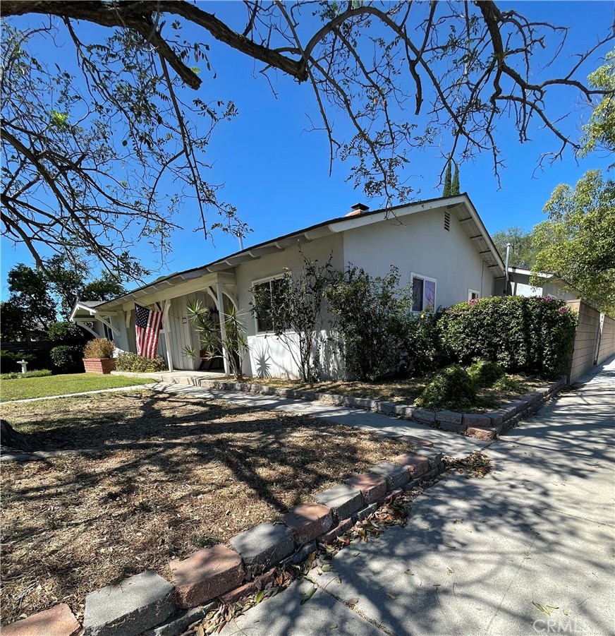 7957 Sausalito Avenue