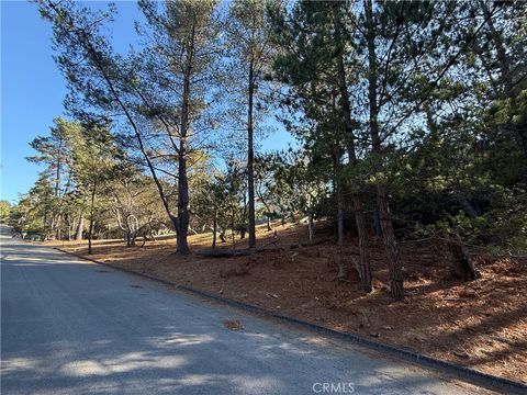 Tiny photo for 1955 Avon Avenue, Cambria, CA 93428 (MLS # SC25234126)