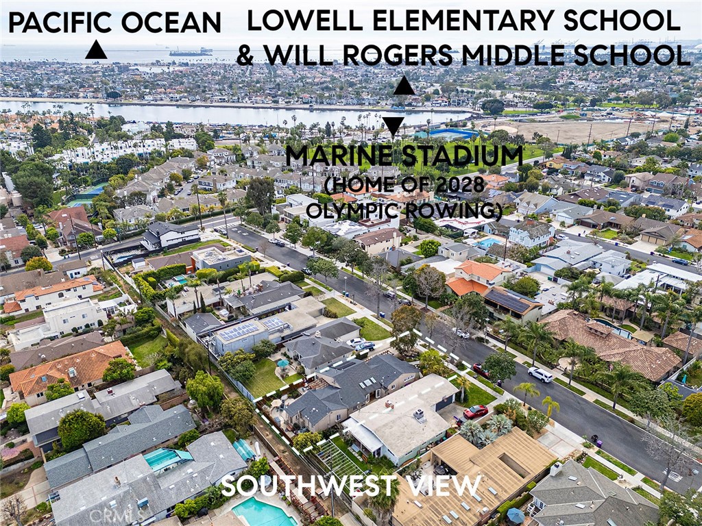 386 Los Altos Avenue