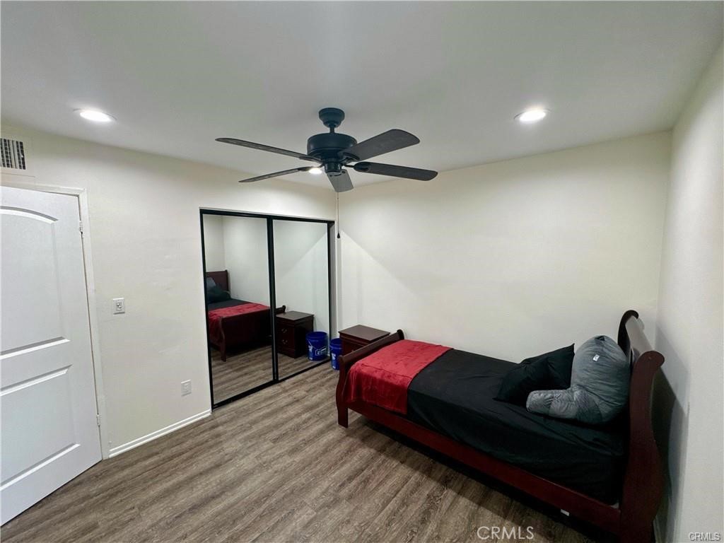 Price adjustment!!! Remodeled 3+2 Top-Floor Condo in Canoga Park!
Welcome to your dream retreat in the heart of Canoga Park! This beautifully remodeled 3-bedroom, 2-bathroom top-floor condo offers the perfect blend of style, comfort, and convenience. Enjoy single-story living with a private balcony ideal for sipping morning coffee or relaxing in the evening breeze. Inside, the spacious open floor plan features vaulted beamed ceilings, stylish laminate wood flooring, and a seamless flow between the living and dining areas. The kitchen comes complete with a breakfast bar. Community amenities include a sparkling pool, relaxing spa, on-site laundry, and secure gated parking. Whether you're looking for peaceful solitude or a lively social atmosphere, this home has it all. schedule your tour today!