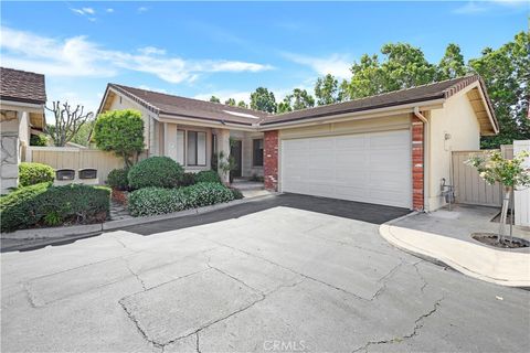 Photo of 14091 Dryden Lane Ln, Santa Ana, CA 92705 (MLS # PW26078709)