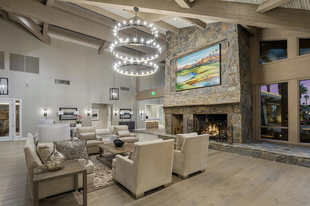 The Lakes Country Cl - Residential