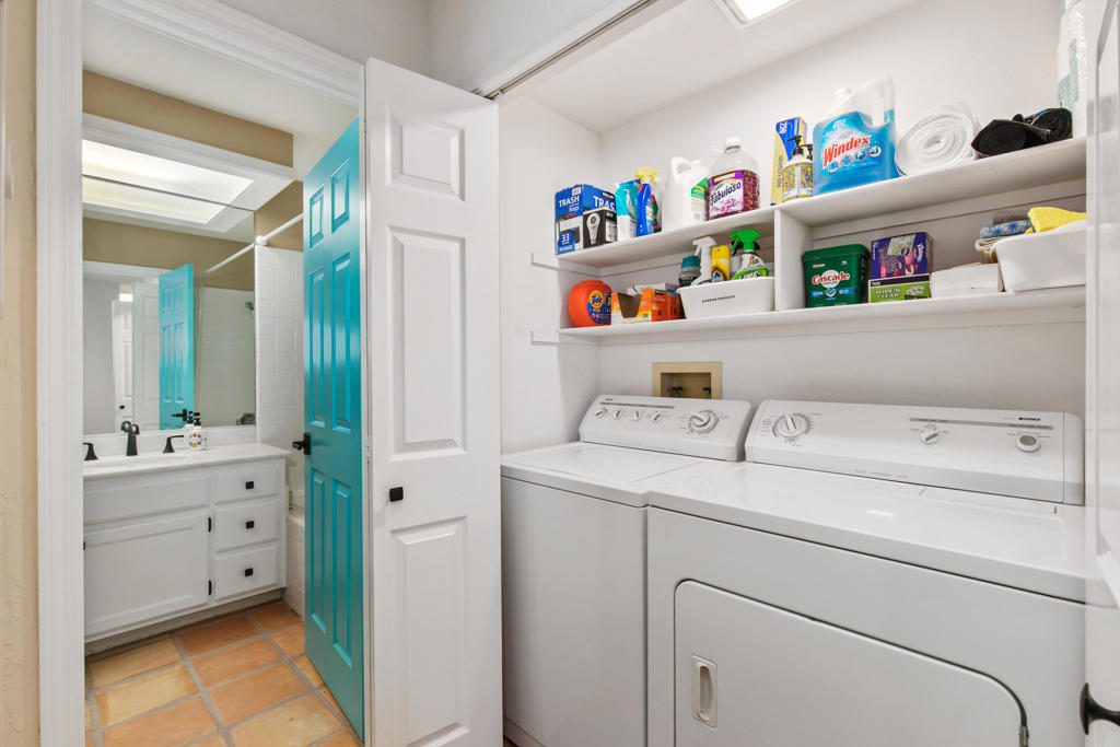 The Lakes Country Cl - Residential