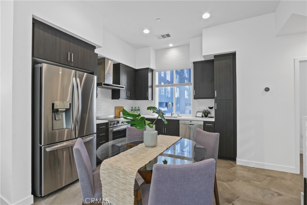 Downtown (DT) - Residential