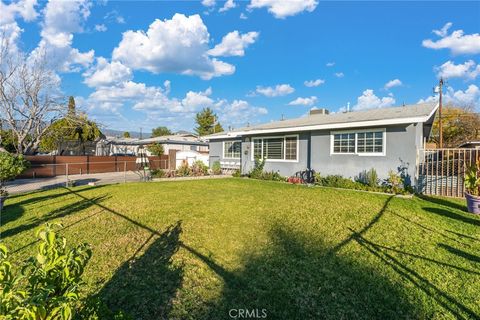 Photo of 7827 Golondrina Dr, San Bernardino, CA 92410 (MLS # CV25276338)