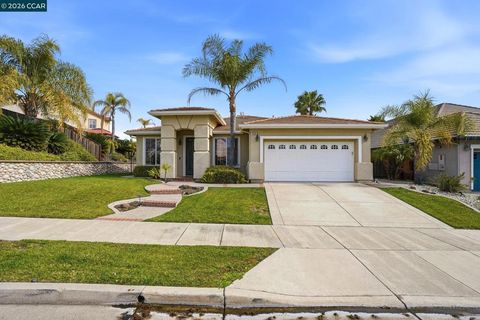 Photo of 354 354 Pebble Beach Dr Dr, Brentwood, CA 94513 (MLS # 41124828)
