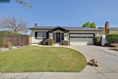 Photo of 4028 Kirk Rd Rd, San Jose, CA 95124 (MLS # 41126898)