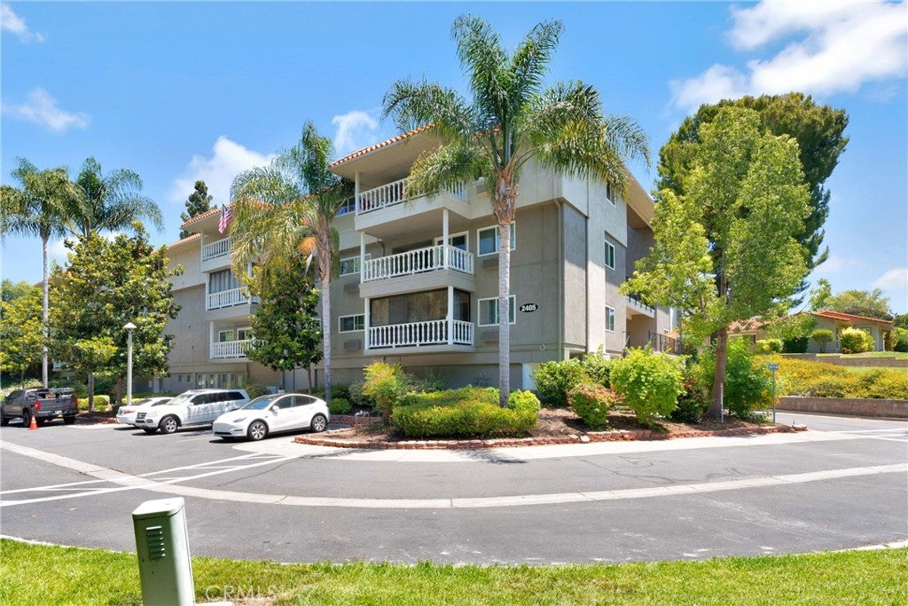 2405 Via Mariposa W Unit# 2C