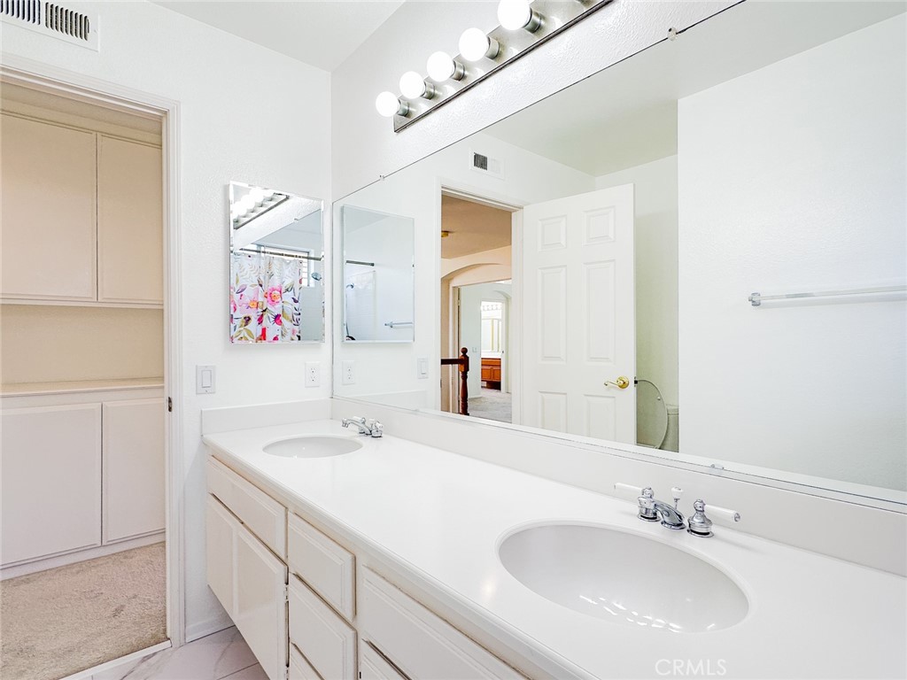 Auburn Ridge (AR) - Residential Lease